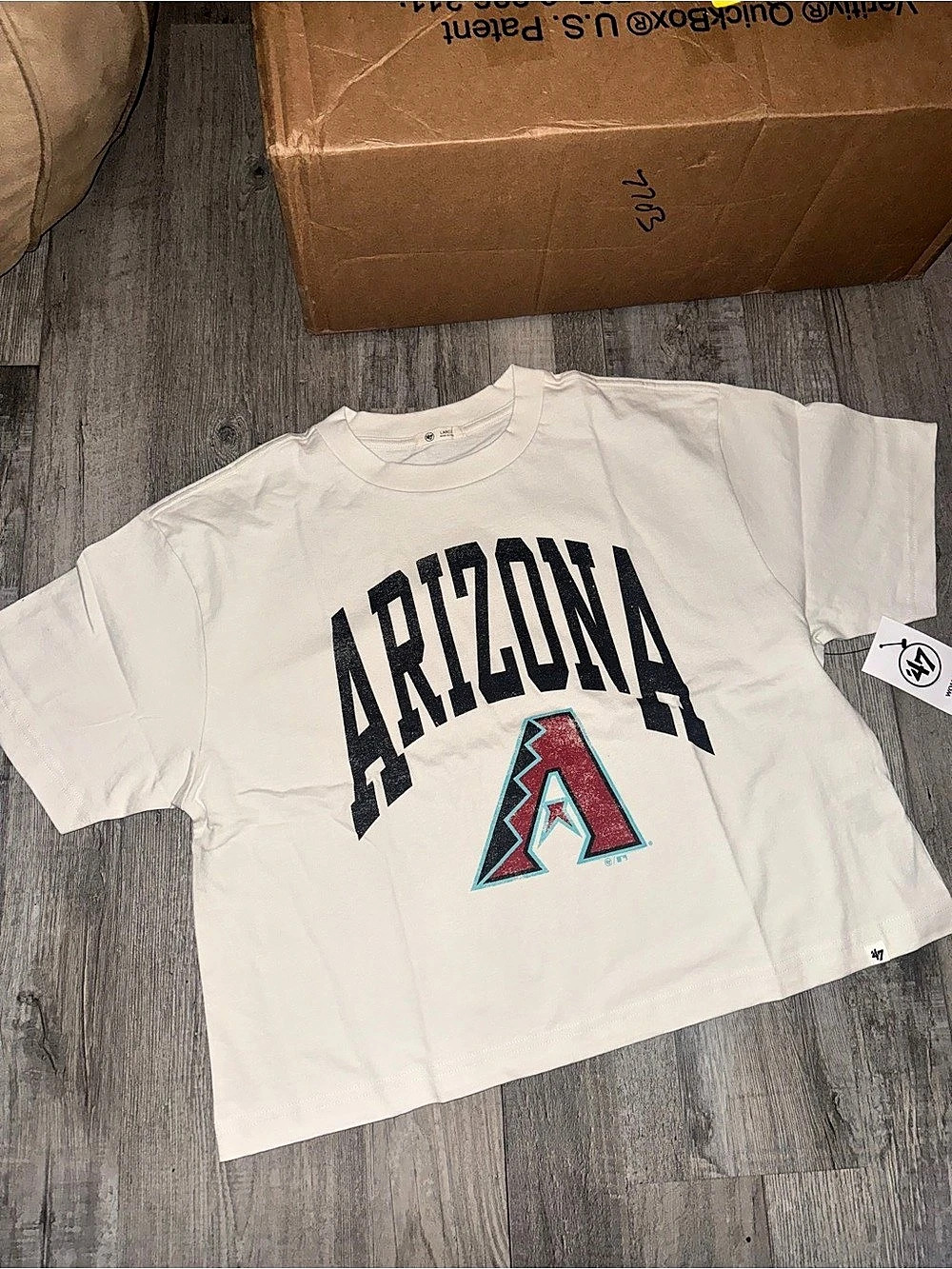 47 Arizona Diamondbacks Crop  Tee Large NWT